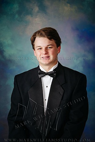 Cavin Calhoun Tux DEA Sr. 2025